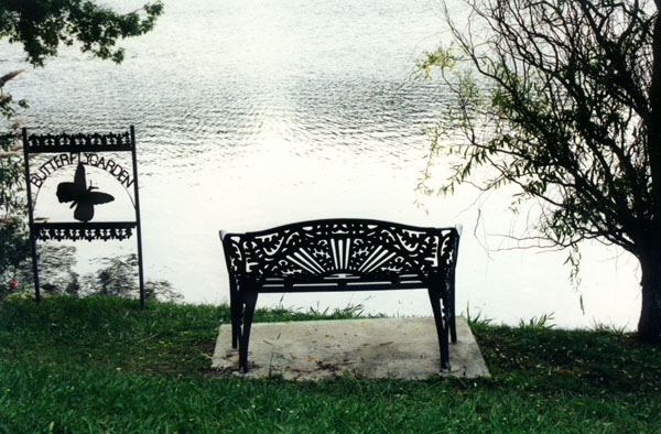 14waterbench